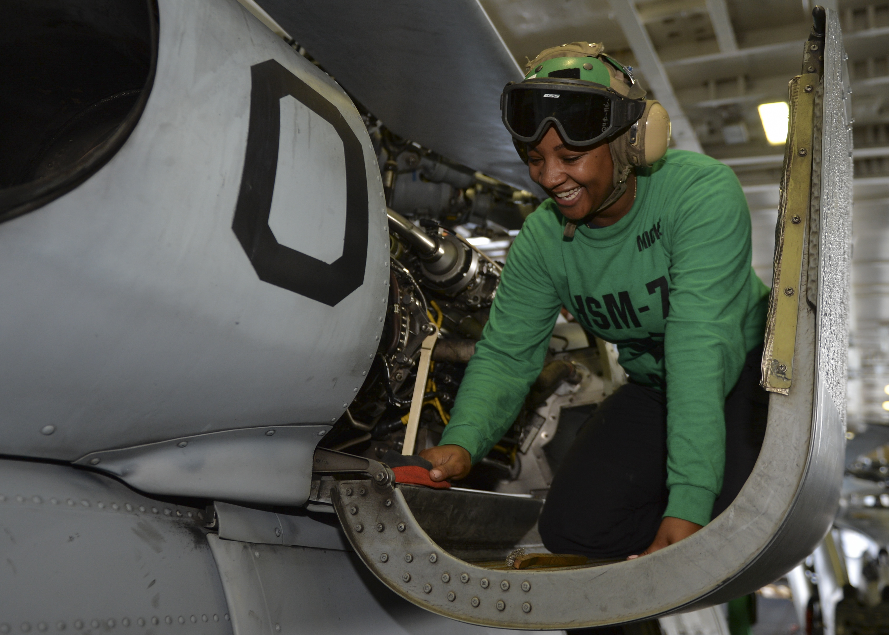 Navy Job Aviation Machinist s Mate Aircraft Engine Mechanics