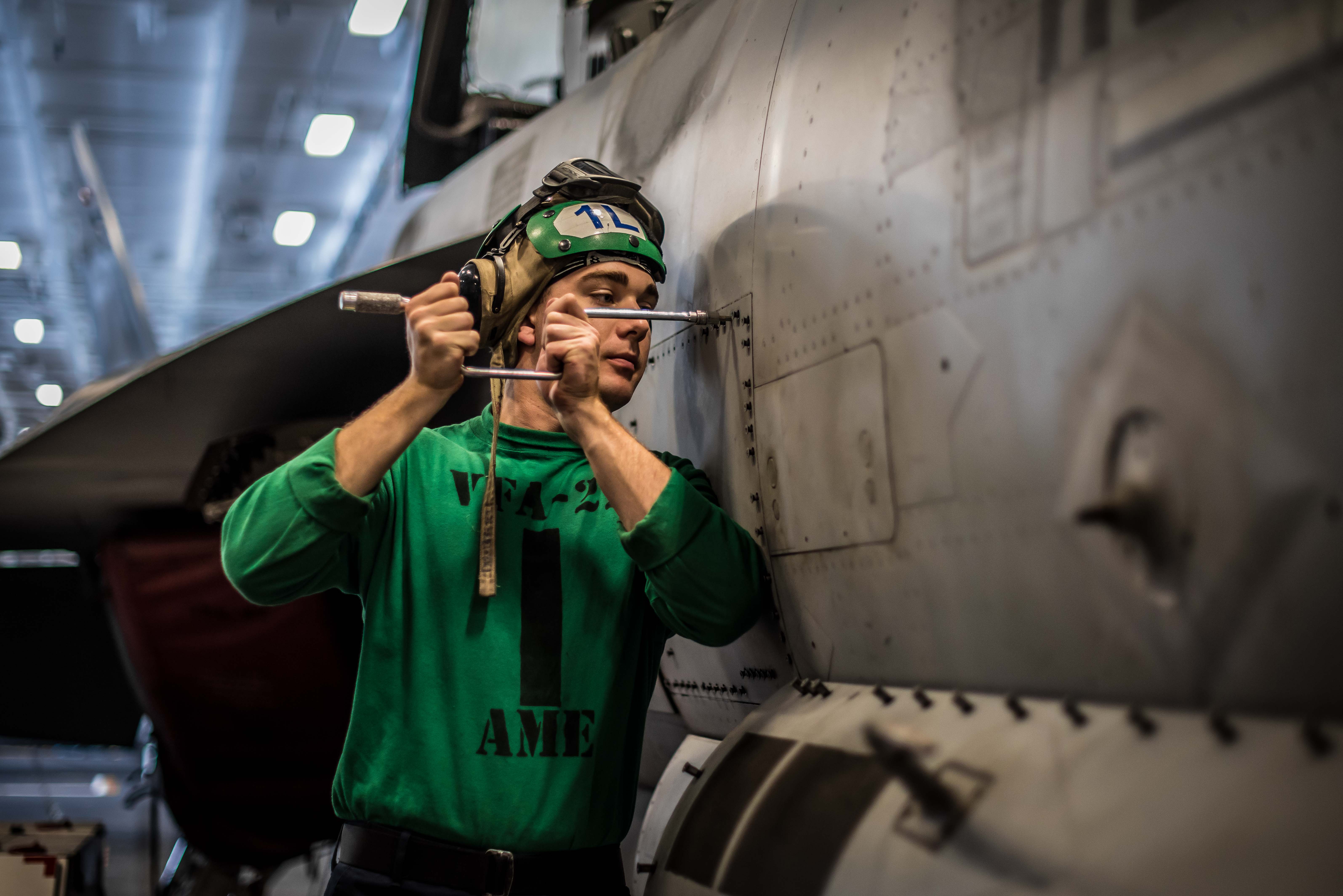 Navy Job: Aviation Structural Mechanic | Aircraft Mechanics